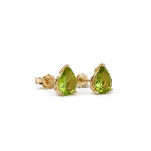 Peridot Earrings / Gold Studs Earrings / 14k Solid Gold Natural Peridot Gemstone Earrings / Genuine Peridot / August Birthstone