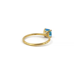 Blue Topaz Ring / 9k 14k 18k Gold Natural Swiss Blue Topaz Gemstone Ring / Genuine Swiss Blue Topaz / November Birthstone / Promise Ring image 3