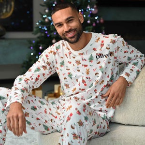 Pyjama pour homme sur le thème de Noël en famille image 1