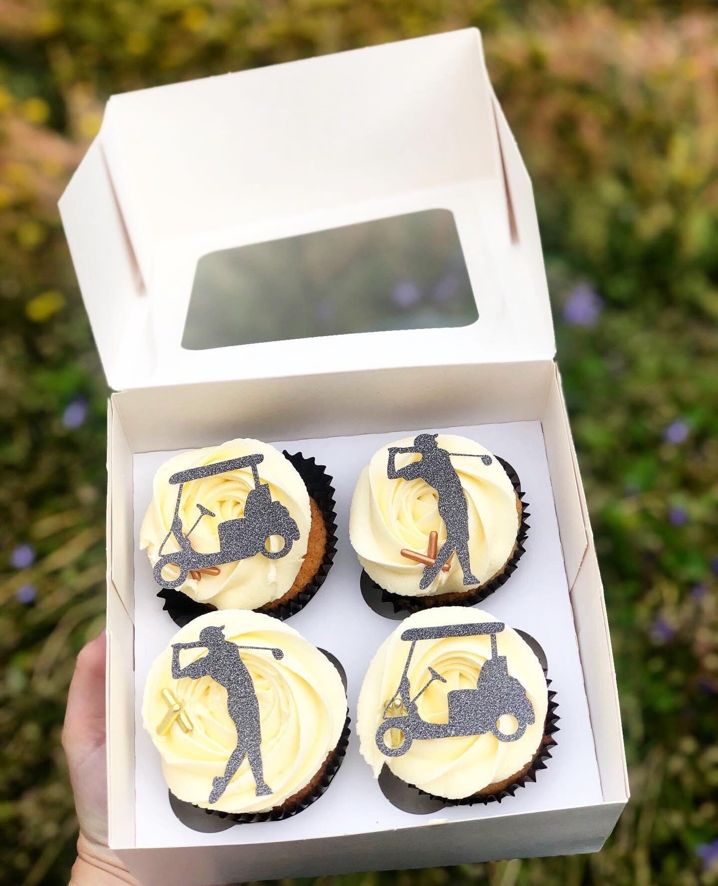 Golf birthday cupcake toppers, Golf themed party decor, 30th 40th 50th 60th 70th golfer birthday decoration