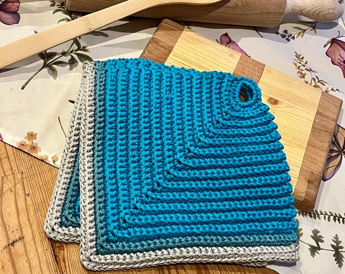 Topflappen gehäkelt, Untersetzer, Pottlappen | Farbkombinationen Blau bis Grau |  | Geschenkidee zu Weihnachten, Geburtstag - 2er Set