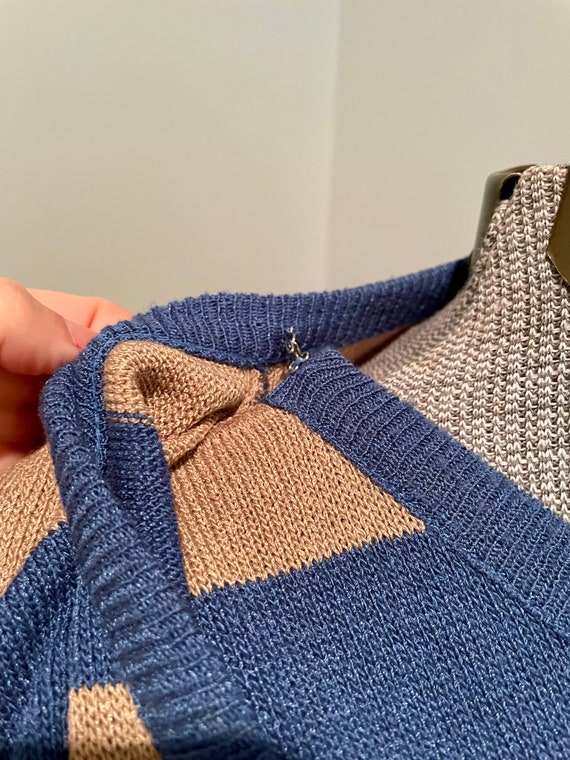 c1970's Wrap Sweater in Blue and Beige Stripes - image 6