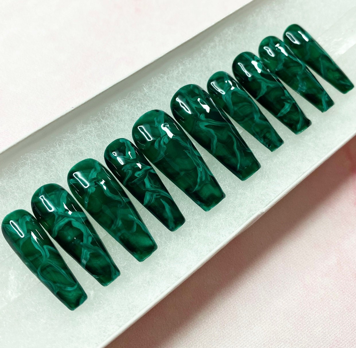 2 Cut AAA EMERALD SS10 Hotfix Dark Green Rhinestones 