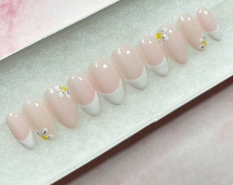 French Tip Press On Nails | French Flower Nails | Natural Nails | White French Nails | Fake Nails | Gel Nails | Acrylic Nails | False Nails