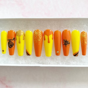 Bee Hive Press On Nails | Honey Nails | Fake Nails | Gel Nails | Acrylic Nails | Bee Press On Nails | Bumblebee Press On Nails