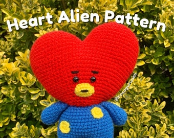 PDF PATTERN || Large Heart Alien Plush, Kpop Doll Crochet Amigurumi