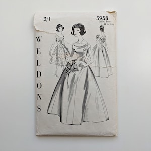 Vintage 1960s sewing pattern | Wedding dress & bridesmaid dress | Weldons 5958 | Bust 38