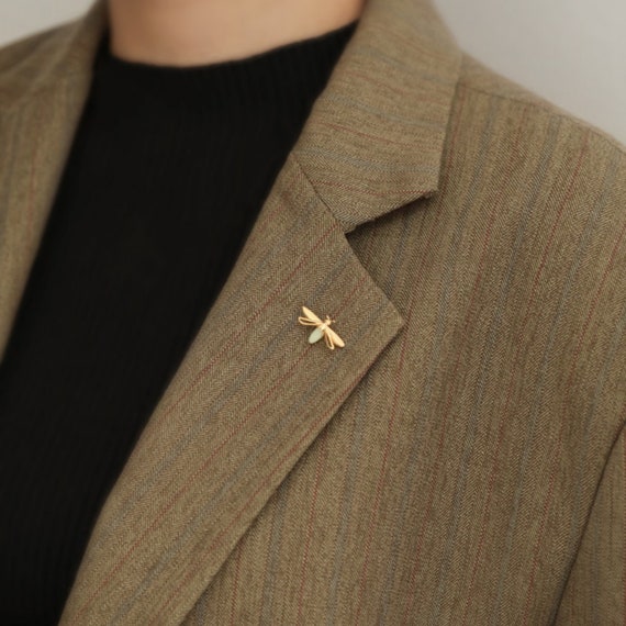 Firefly brooch shop