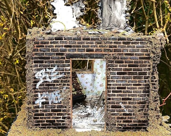 Post Apocalyptic Abandoned House Model