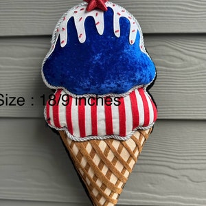 patriotic icecream cone wreath attachment.