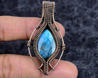Blue Flash Labradorite Copper Wire Wrapped Pendant – Genuine Gemstone Jewelry