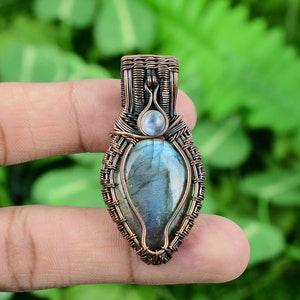 Labradorite Moonstone Pendant Copper Wire Wrapped Pendant Gemstone Designer Handmade Copper Jewelry Gift Blue Flash Labradorite Pendant