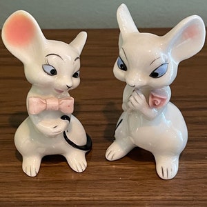 A Pair of Vintage Ceramic Mice Figurines Made in Japan.