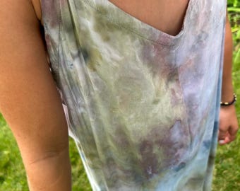 Kleiner Tie Dye Rayon-Strampler, Overall mit weitem Bein, Strand-Vertuschung
