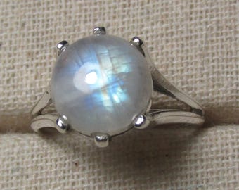 Anel de prata 925 com pedra da lua arco-íris, tamanho 8,75-9/R.5. Feito à mão, estilo boho, ideal para presente.