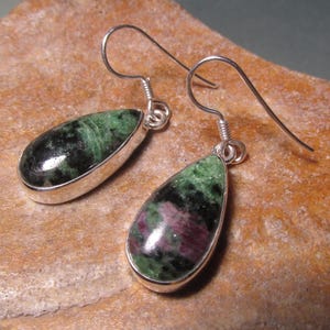 Silver 925 cabochon RUBY ZOISITE drop design Boho earrings.