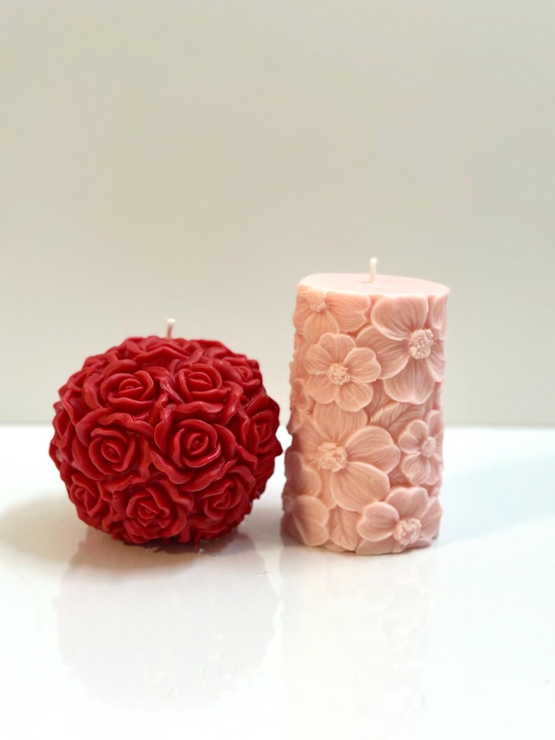 Large Romantic Rose Candle Ball - Thumbnail 3