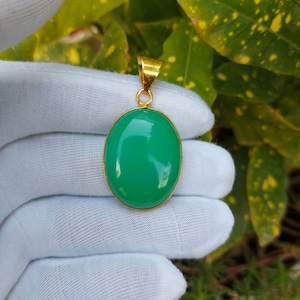 Beautiful  Green Onyx, Chrysoprase Color Enhance  Pendant, Natural Crystal Pendant, Brass Gold Plated Pendant, Ethnic Onyx Pendant Pendants