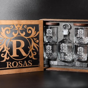 Engraved Decanter, Whiskey Decanter Set, Father&#39;s Gift, Christmas Gift, Bourbon Glasses, Whiskey Glasses, Whiskey Gift, Bar Whiskey Glasses
