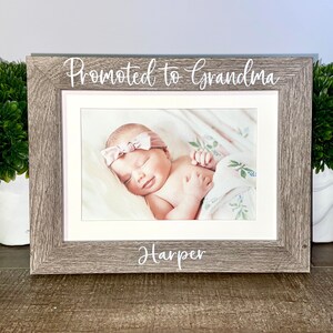 Promoted to Grandma personalized picture frame, Mother&#39;s Day gift, Mimi gift, Nana gift, gift for mom, gift for her, gift for grandmother