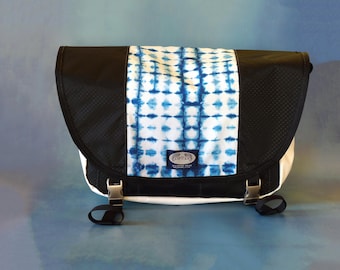 Large Hobo Messenger Bag: 12 Prints