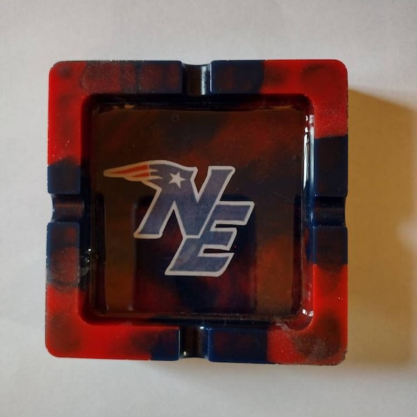 New England Patriots ashtray/ New England Patriots gifts/ New England Patriots/ sports gifts/ NFL/ NFL gifts