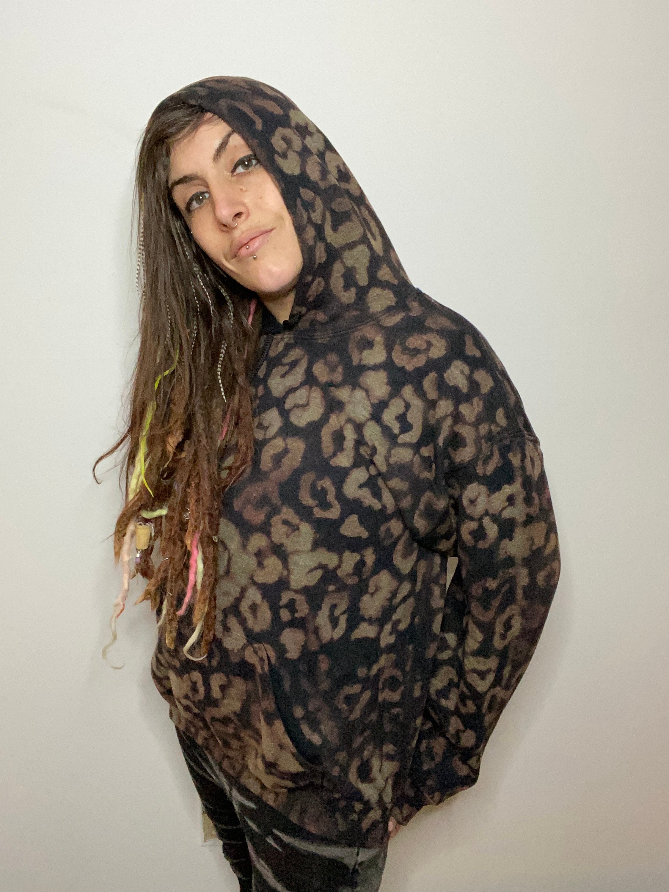 Leopard Print Bleach Dye Hoodie Fleece Animal Print Streetwear 