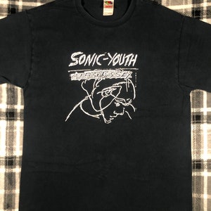 Sonic Youth - Vintage Y2K - Confusion Is Sex - Alternative Grunge Rock Band T Shirt - Size L