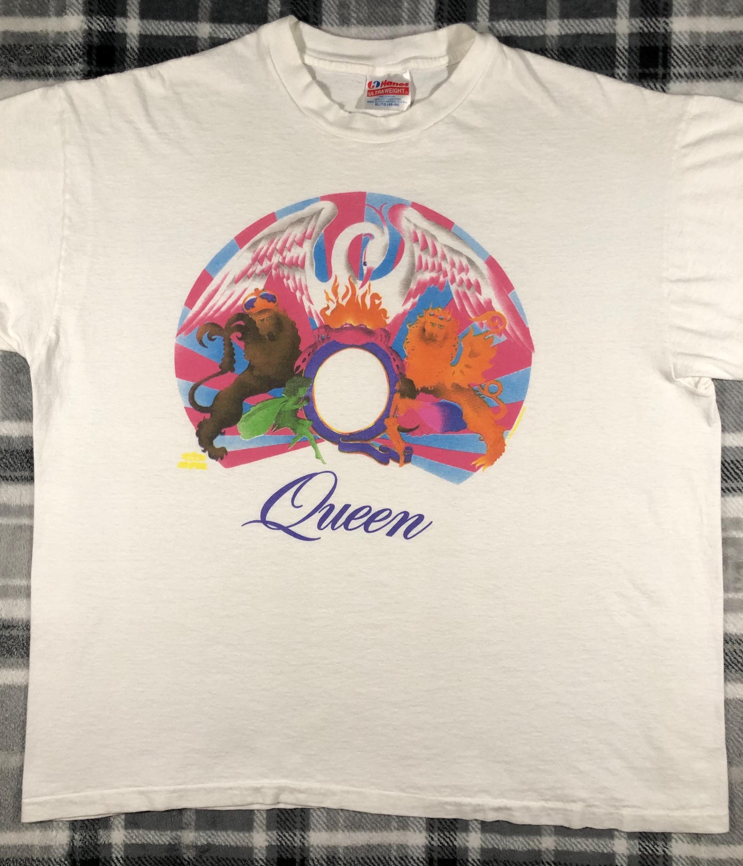 Queen - Vintage 90s - A Night at the Opera - Rock Band Album