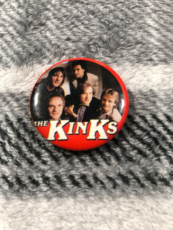 The Kinks - Vintage 80s - Rock Band Pin Pinback Bu