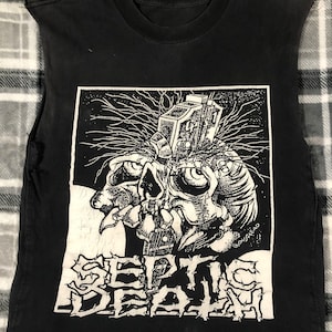 Septic Death - Vintage 90s - Hardcore Punk Rock Band Pushead T Shirt - Size S