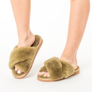 Women's slippers "Teddy Summer 2" Slip-on Hand Crafted Sheepskin , Olive color, Rubber sole, Top quality! Provide phone number!