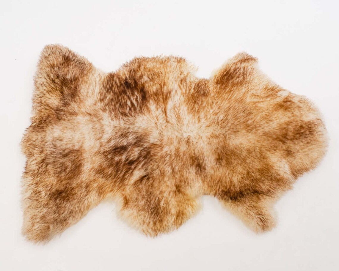 Piel de oveja Mouflon teñido Piel de oveja genuina, alfombra decorativa