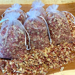 Aromatic Red Cedar Sachet Bags - 5pk / cedar shavings / closet bags / scented