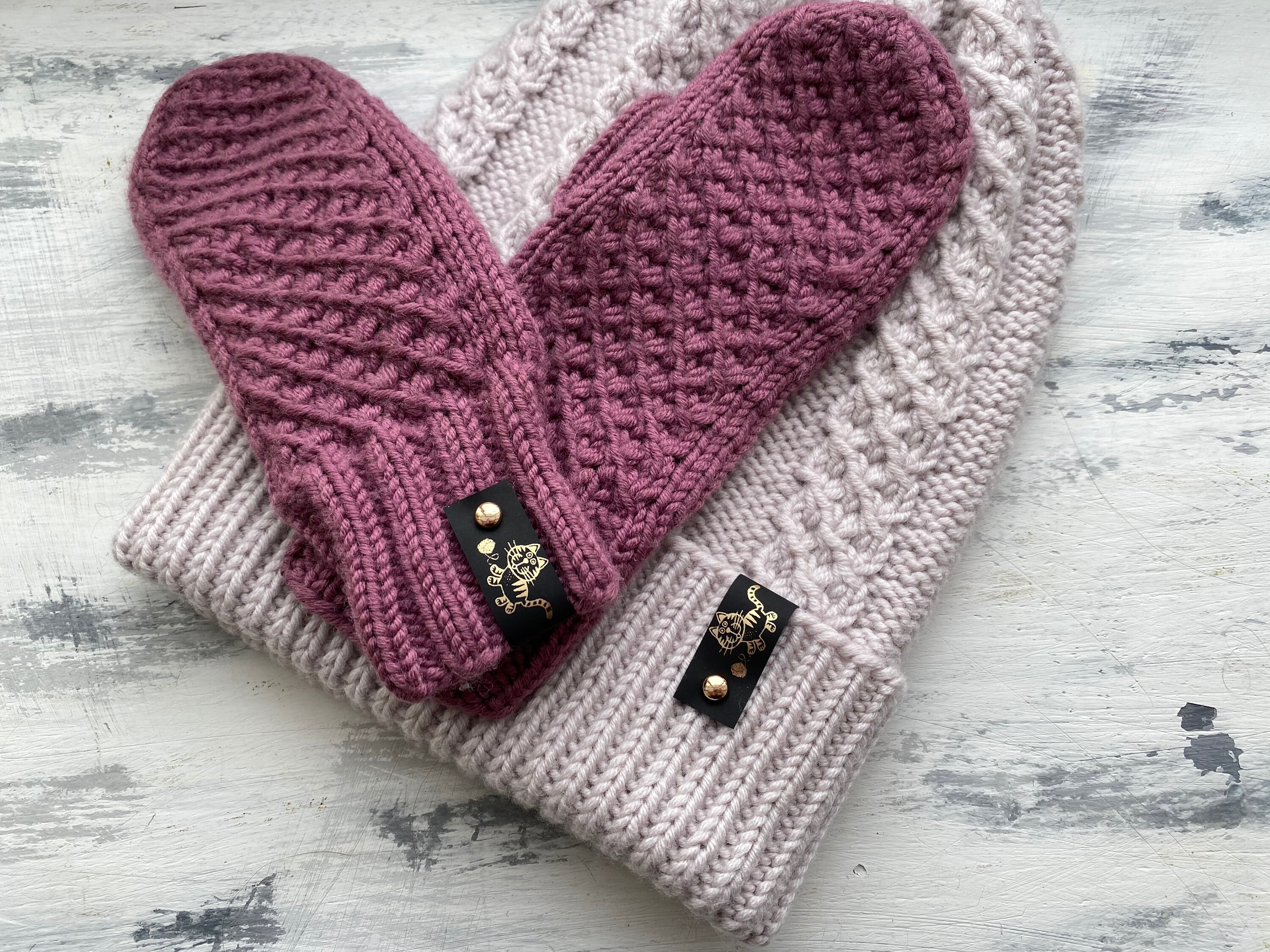 New tag knitting 10 pieces image of a cat Etsy