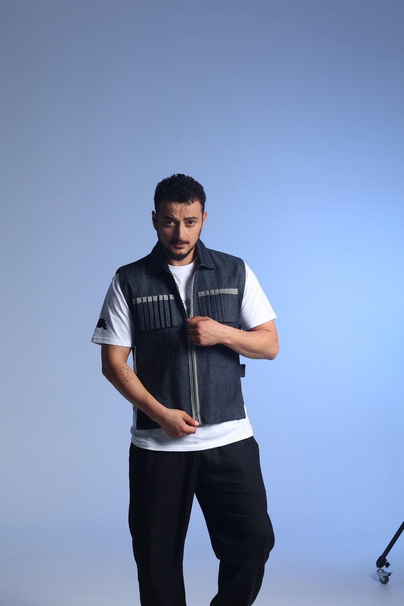 PRE ORDER Georgian Peaks U12 Fleece Vest main image 0