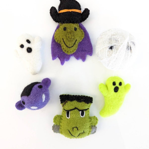 Ensemble de personnages d'Halloween / Jouets d'Halloween / Sorcière / Vampire / Momie / Fantôme / Jouets en feutre / Accessoires Flisat / Kit sensoriel d'Halloween