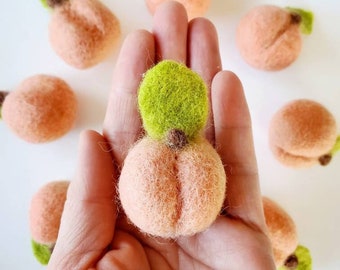 Felt Peaches / Felt Food / Felt Fruit / Felt Peach / Peaches / Flisat Accessories / Montessori Play Food / Peach Balls / Fruit Sensory Bin