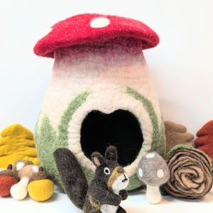 Felt Mushroom House - Medium main image 1
