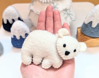 Felt Polar Bears Loose Parts / Needle Felted Polar Bears Arctic Play Mat Sensory Toys / Wool Polar Bear Cub for Christmas Decoration Garland