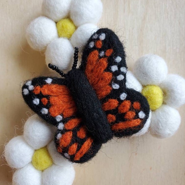 Felt Monarch Butterfly / Felt Butterfly / Felt Butterflies / Felt Bugs / Felt Insects / Butterfly Sensory Bin / Flisat Accessories / Monarch