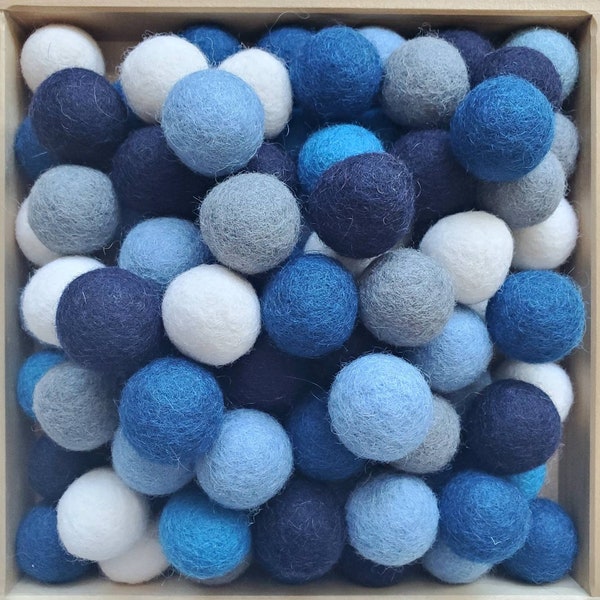 Felt Balls Blue / Felt Balls / Montessori Balls / Felt Pom Poms / Color Sorting Balls / Garland Balls / Wool Balls / Flisat Accessories