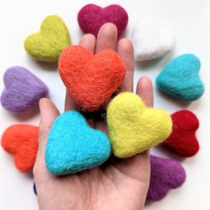 Felt Valentine Hearts / Needle Felted Wool Hearts Loose Parts for Garlands Mobiles Decorations Ornaments Valentine Gift / Felt Heart Shapes