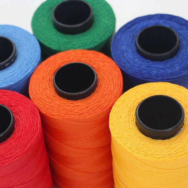 Italian SLAM Thread 0.8mm - Waxed, Braided polyester sewing thread