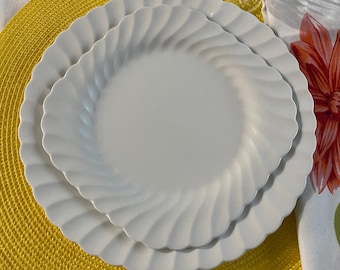 Johnson Brothers Regency white Dinner Plates/ Salad Plates/Set of 4