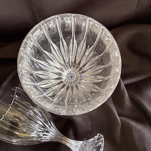 Mikasa Park Lane Clear Water Glass/Sold as a Set of 2/Barware