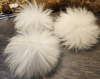 Handmade Sheep's Wool Cat Toy: Natural, Organic, Catnip Option