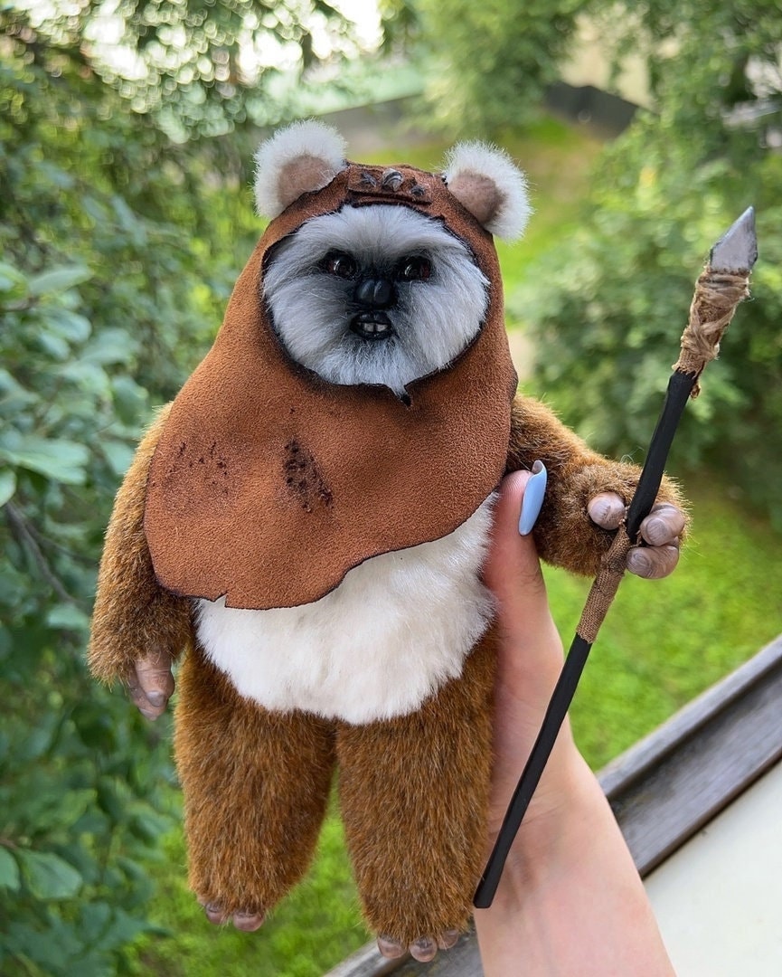 スター・ウォーズ 1/2 ウィケット・イウォーク ぬいぐるみ