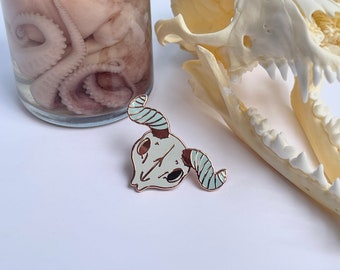 Ram Skull Hard Enamel Pin - Kawaii Pastel Skeleton Enamel Pin