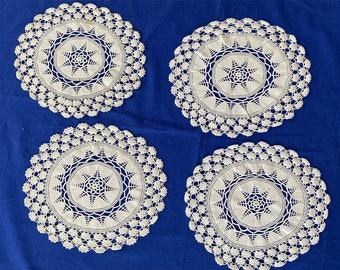 4 pieces crocheted white lace, Handcrafted Doilies, Vintage Crochet, Vintage White Doilies, Wedding Decoration, Home Decor, Floral Crochet